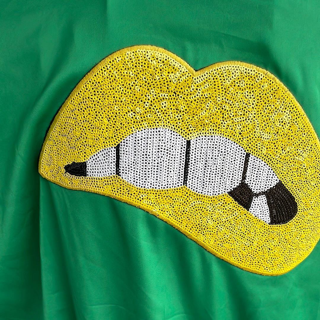 “Bougie Yellow Kisses”